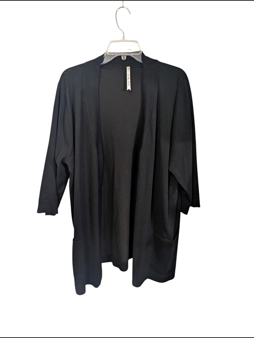 Leo & Nicole Black Open-Front Pocket Cardigan